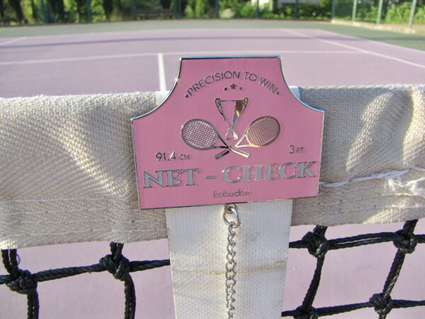 NET-CHECK measures tennis net height